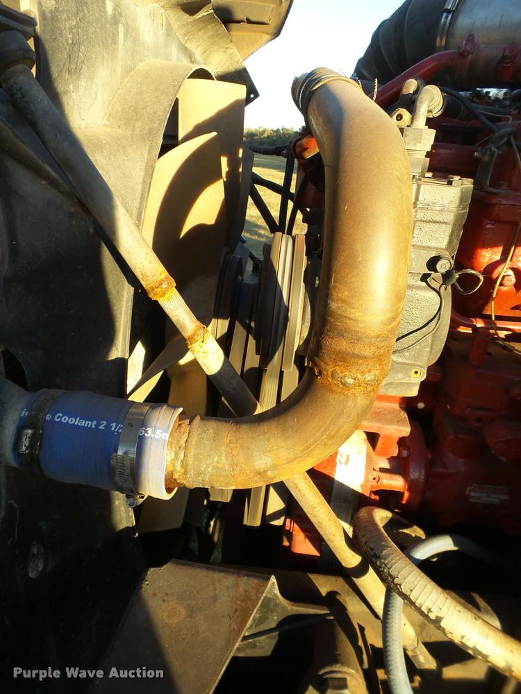 image for item BZ9240 2001 Kenworth T2000 semi truck