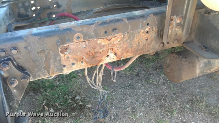 image for item DA4410 2004 Freightliner Century semi truck