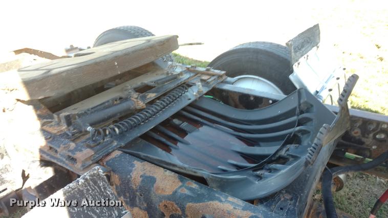 image for item DA4410 2004 Freightliner Century semi truck