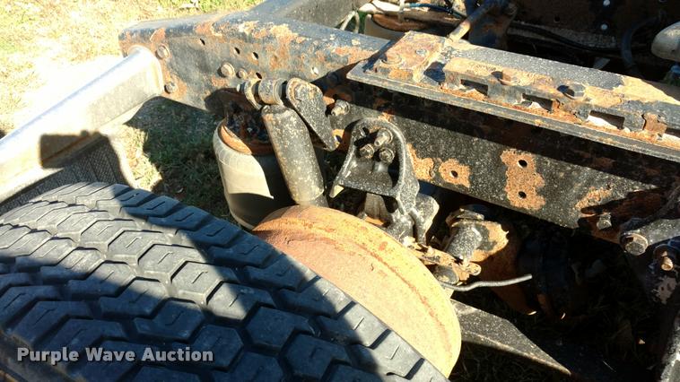 image for item DA4410 2004 Freightliner Century semi truck