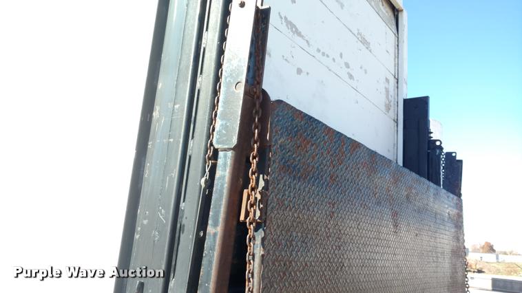 image for item DA4411 1988 Strick dry van trailer