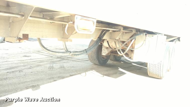 image for item DA4412 1995 Ledwell feed delivery trailer