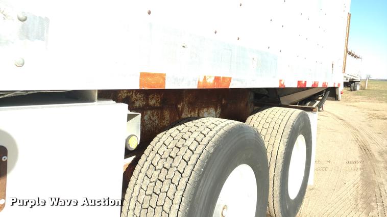 image for item DA4412 1995 Ledwell feed delivery trailer