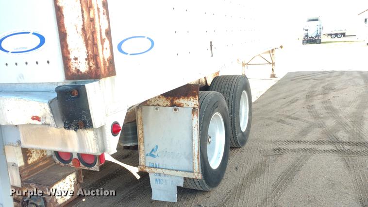 image for item DA4412 1995 Ledwell feed delivery trailer