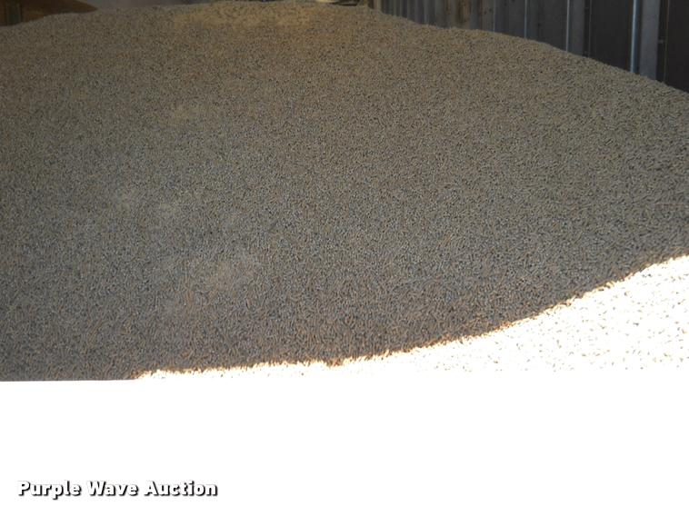 image for item DA4412 1995 Ledwell feed delivery trailer