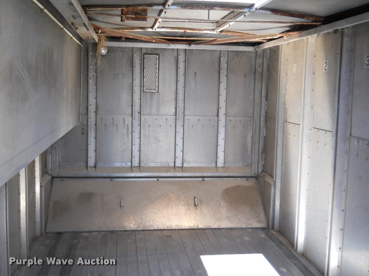 image for item DA4412 1995 Ledwell feed delivery trailer