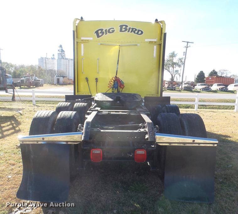 image for item DA5015 2004 Kenworth W900 semi truck