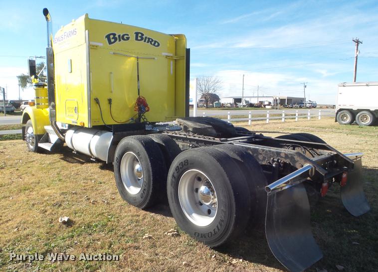 image for item DA5015 2004 Kenworth W900 semi truck