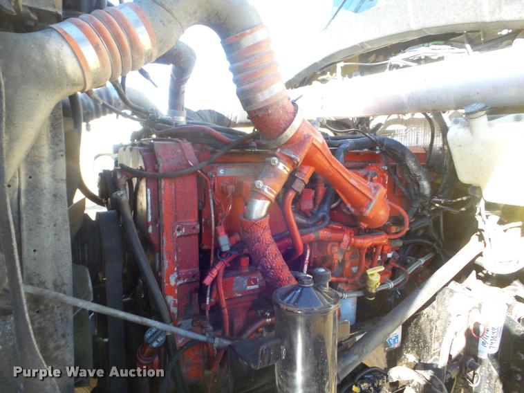 image for item DA5015 2004 Kenworth W900 semi truck