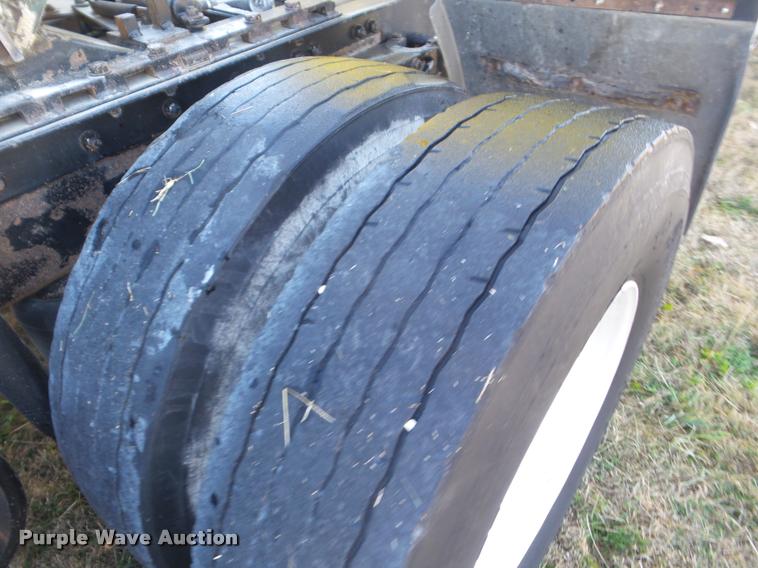 image for item DA5015 2004 Kenworth W900 semi truck