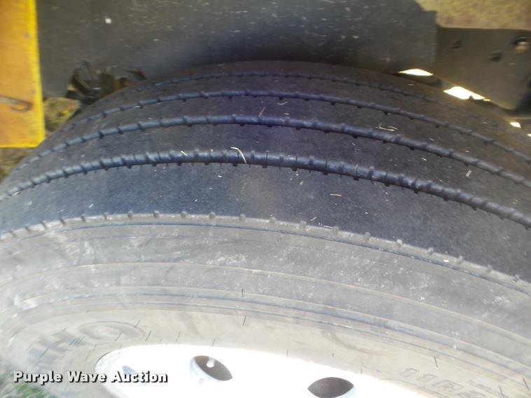 image for item DA5015 2004 Kenworth W900 semi truck