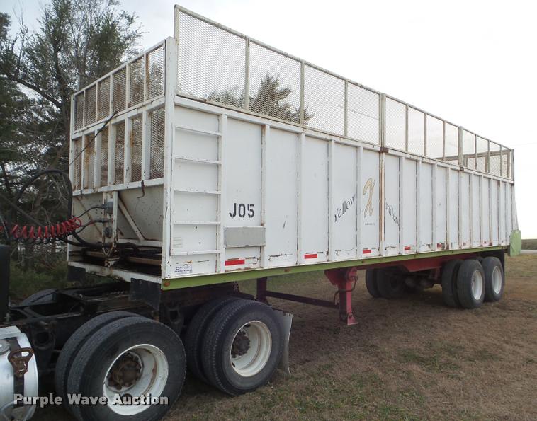 image for item DA5032 2006 Yellow X Trailers live bottom trailer