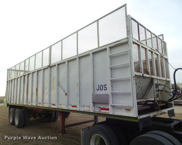 image for item DA5032 2006 Yellow X Trailers live bottom trailer