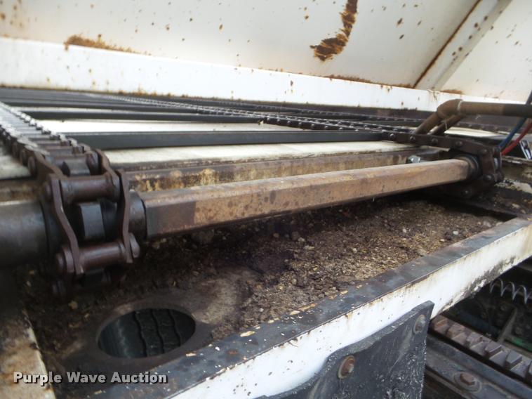 image for item DA5032 2006 Yellow X Trailers live bottom trailer