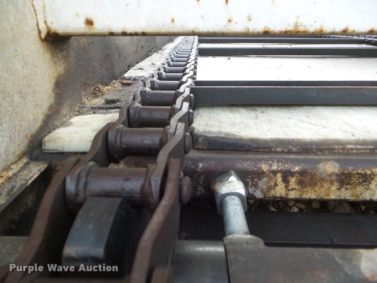 image for item DA5032 2006 Yellow X Trailers live bottom trailer