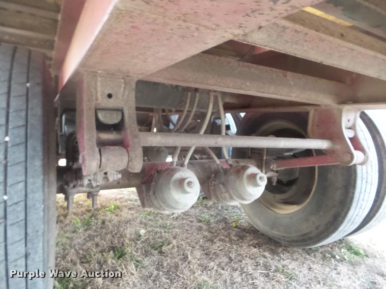 image for item DA5032 2006 Yellow X Trailers live bottom trailer