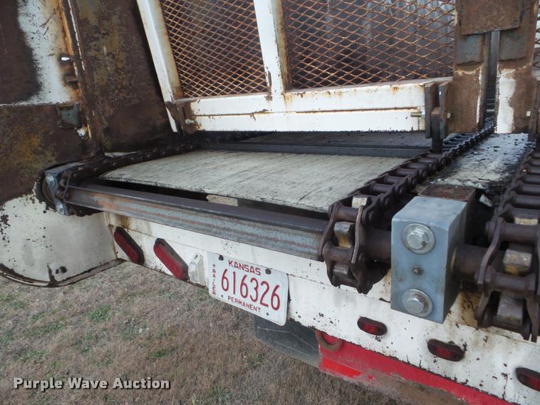 image for item DA5032 2006 Yellow X Trailers live bottom trailer