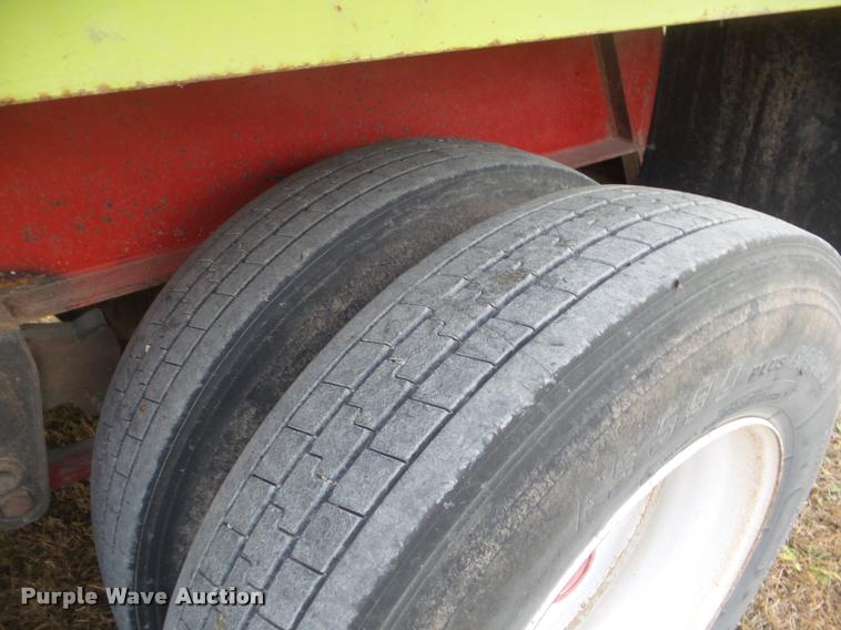 image for item DA5032 2006 Yellow X Trailers live bottom trailer