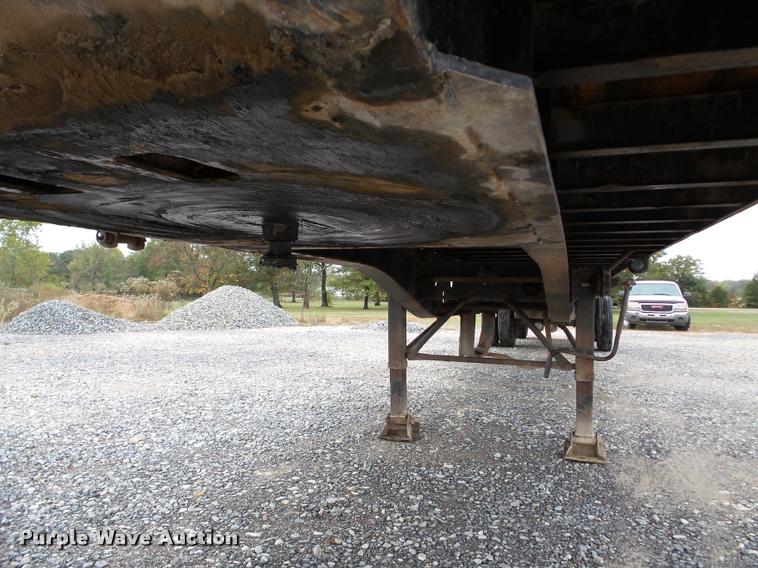 image for item DA8983 1995 Transcraft TL2000 W2 flatbed trailer