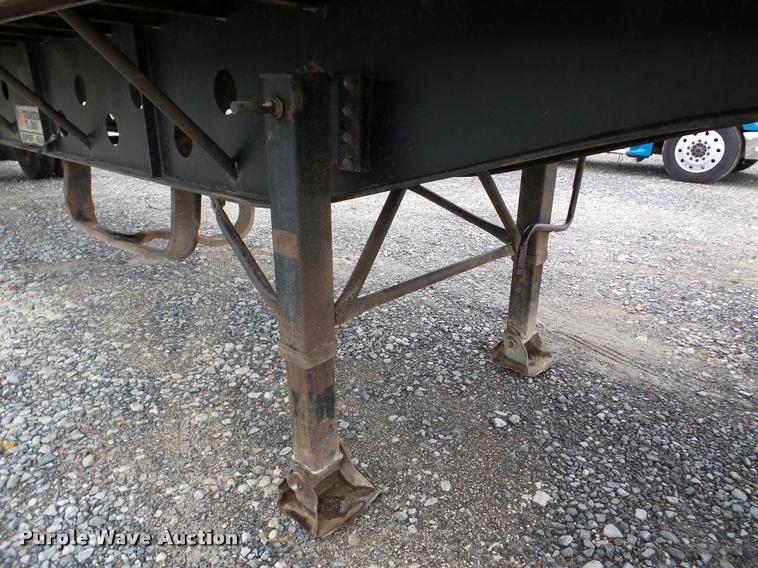 image for item DA8983 1995 Transcraft TL2000 W2 flatbed trailer