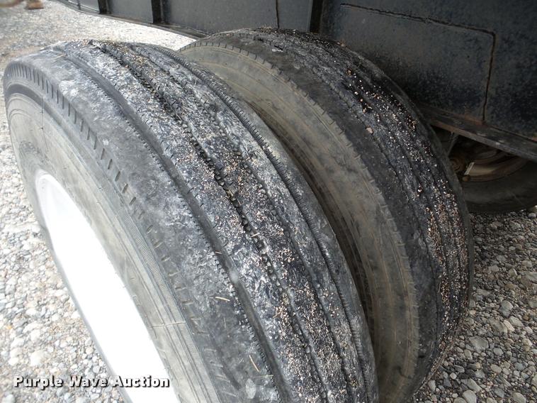 image for item DA8983 1995 Transcraft TL2000 W2 flatbed trailer