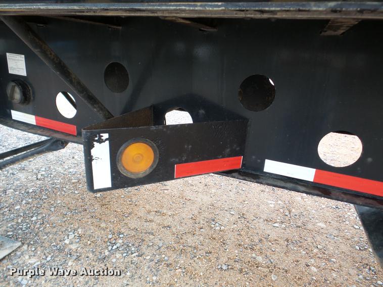 image for item DA8984 1997 Transcraft TL2000 W2 flatbed trailer