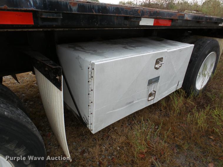 image for item DA8984 1997 Transcraft TL2000 W2 flatbed trailer