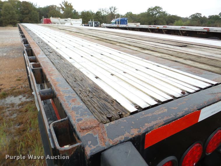 image for item DA8984 1997 Transcraft TL2000 W2 flatbed trailer