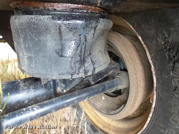 image for item DA8984 1997 Transcraft TL2000 W2 flatbed trailer