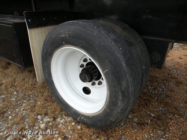 image for item DA8984 1997 Transcraft TL2000 W2 flatbed trailer