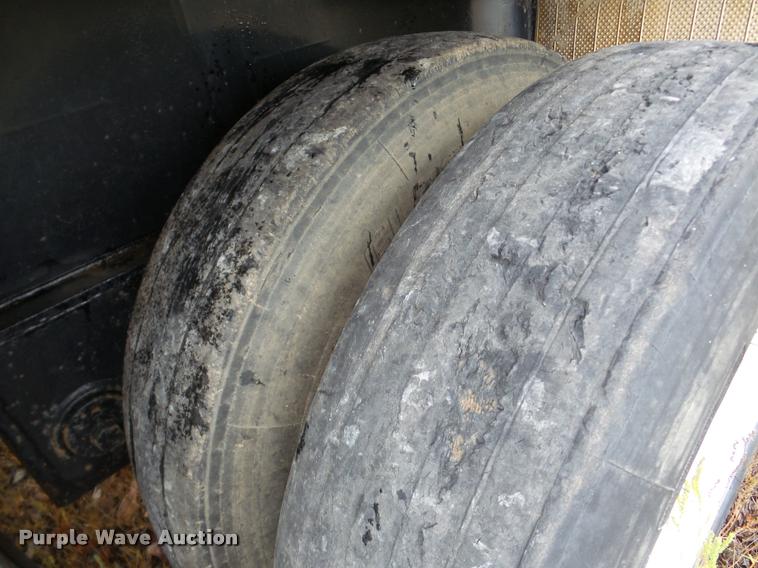 image for item DA8984 1997 Transcraft TL2000 W2 flatbed trailer