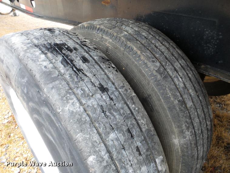 image for item DA8984 1997 Transcraft TL2000 W2 flatbed trailer