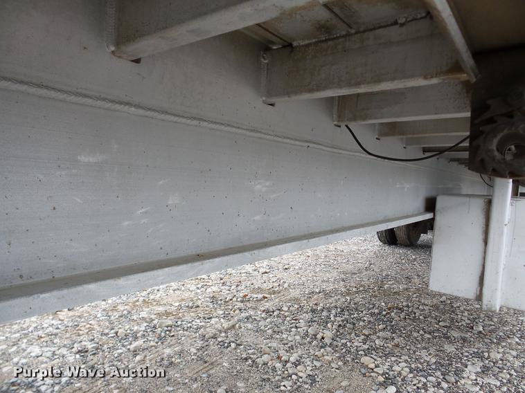 image for item DA8985 1995 Benson flatbed trailer