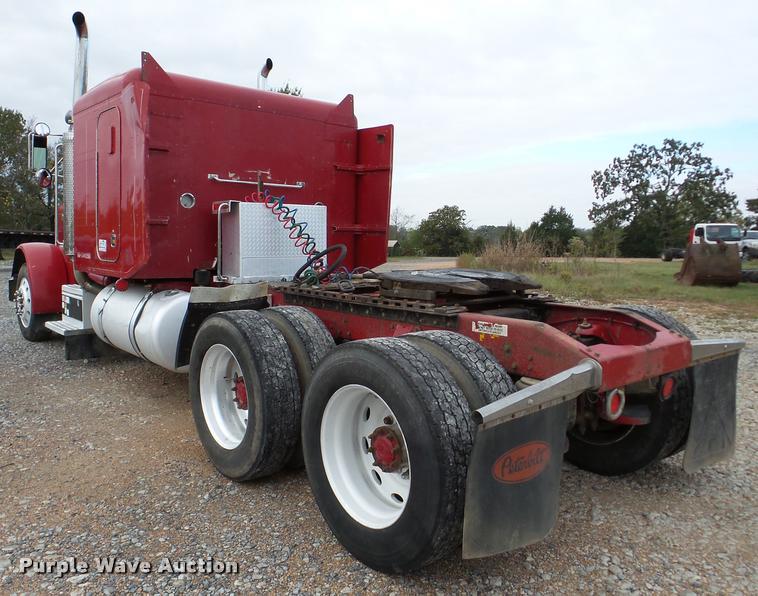 image for item DA8987 1996 Peterbilt 379 semi truck