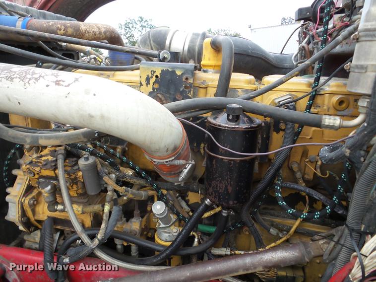 image for item DA8987 1996 Peterbilt 379 semi truck