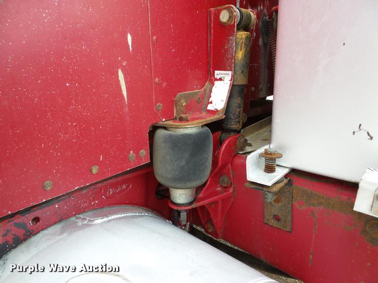 image for item DA8987 1996 Peterbilt 379 semi truck