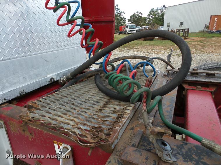 image for item DA8987 1996 Peterbilt 379 semi truck