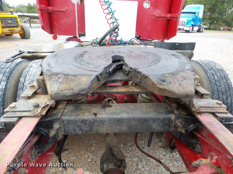 image for item DA8987 1996 Peterbilt 379 semi truck