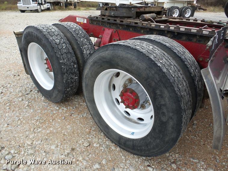 image for item DA8987 1996 Peterbilt 379 semi truck