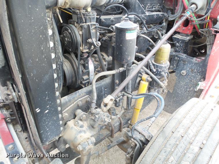 image for item DB1756 1998 Freightliner FLD semi truck