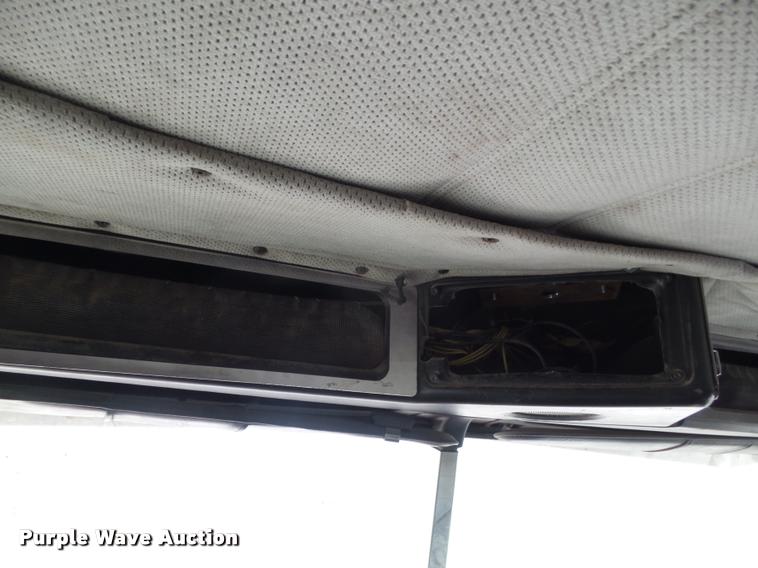 image for item DB1756 1998 Freightliner FLD semi truck