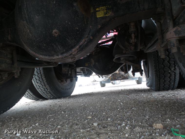 image for item DB1756 1998 Freightliner FLD semi truck