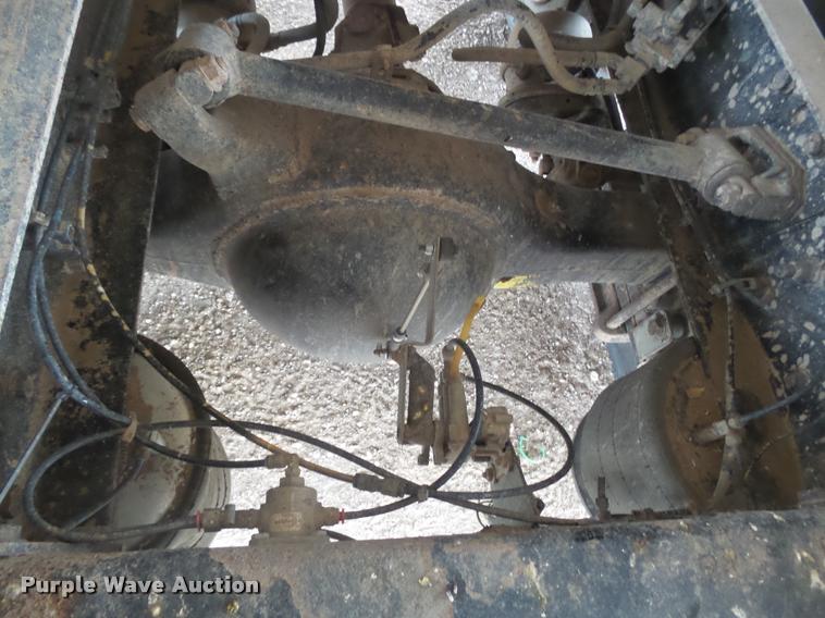 image for item DB1756 1998 Freightliner FLD semi truck