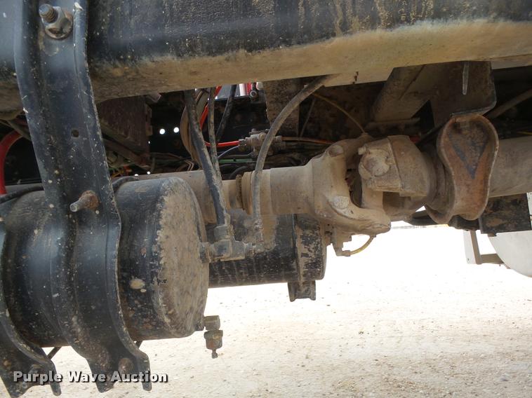 image for item DB1756 1998 Freightliner FLD semi truck