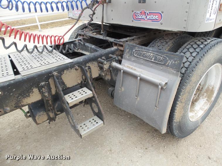 image for item DB1756 1998 Freightliner FLD semi truck