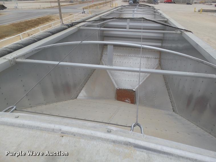 image for item DB1757 2001 Wilson DWH-400 double hopper grain trailer