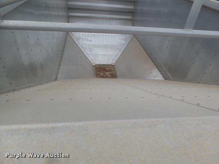 image for item DB1757 2001 Wilson DWH-400 double hopper grain trailer