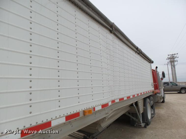 image for item DB1757 2001 Wilson DWH-400 double hopper grain trailer