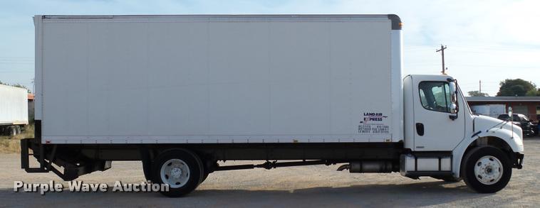 image for item DB4573 2007 Freightliner Business Class M2 box truck