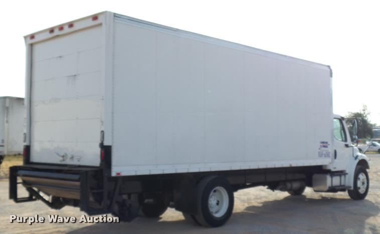 image for item DB4573 2007 Freightliner Business Class M2 box truck